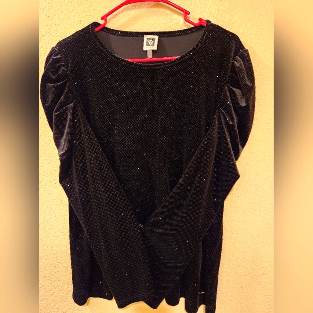 Elegant Black Top